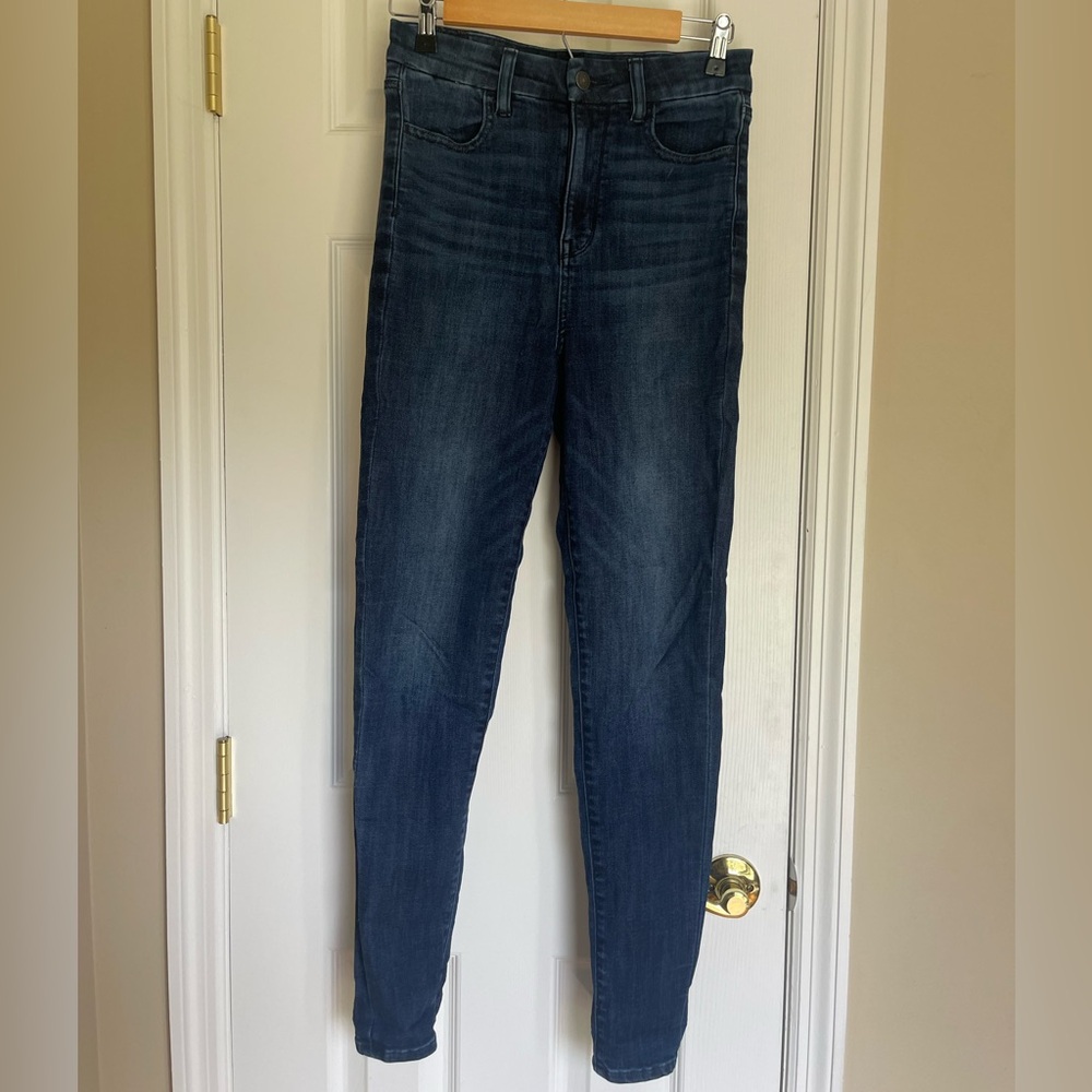 American Eagle Women’s Curvy Highest Rise Jeggings, Ne(x)t Level Stretch - US4